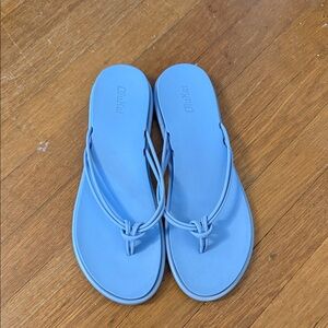 OluKai Women's Sky Blue Knotted Flip Flops Sandals